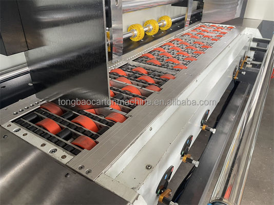 Digitale printer voor het afdrukken van gegolfde vellen met een snelheid van 60 m/min