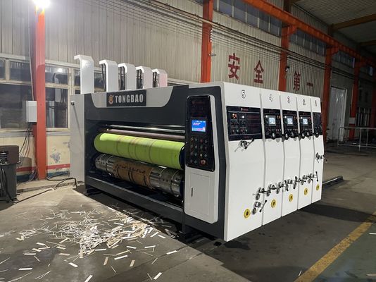 Flexoplatenprinter Slotter Die Cutter Machine voor gegolfde doos Pizza doos maken