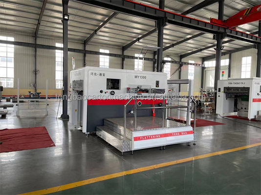 Professionele semi-automatische platte kartonnen karton die cutting creasing machine