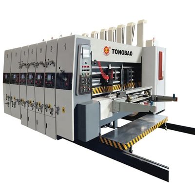 Automatische kartonnen doos maken machine voor het drukken slotting en die snijden in één stap