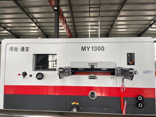 Geaffineerde doos die snijden en creasing machine aanpasbaar voor uw productielijn