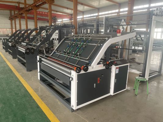 Semi-automatische laminaatmachine voor golfkarton voor 12,5 m verpakkingslaminaat
