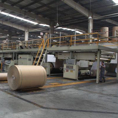 5 Ply Volledig Automatische Fluet Gekrompen Kartonmachine voor Gekrompen Kartondoos