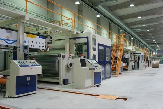 Volledig automatische 5 plooien golfkartondoosmachine voor plastic verpakkingsmateriaal