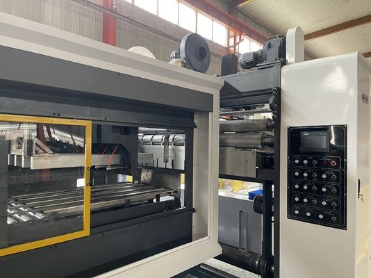1200 mm Automatische Flexodruk Slotting Die Cutting Folding Gluing Strapping Inline Machine