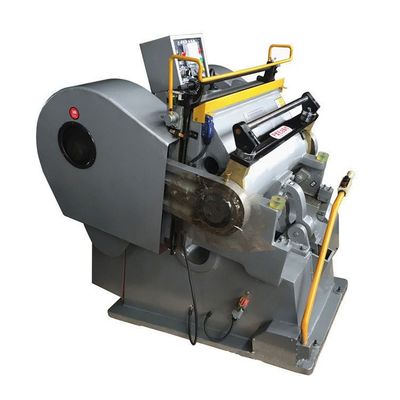 ML-serie gegolfde kartonnen doos Papierverpakkingsmachine voor het snijden met een kraakmachine