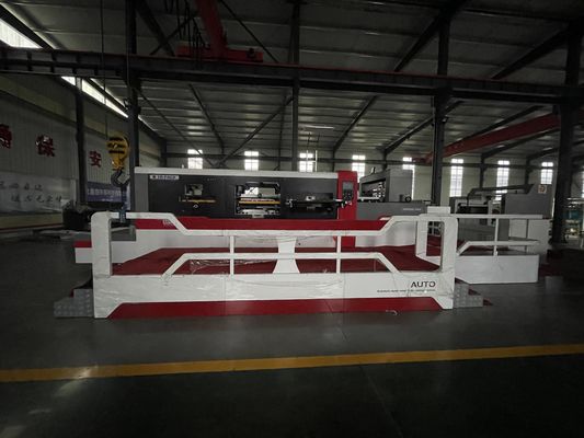 Geavanceerde 380 V automatische loodrand die cutting machine met volledige afvalverwijderingsstation