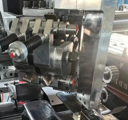 High Speed Double Piece Semi Auto Stitching Machine voor het stapelen van gegolfde papieren dozen
