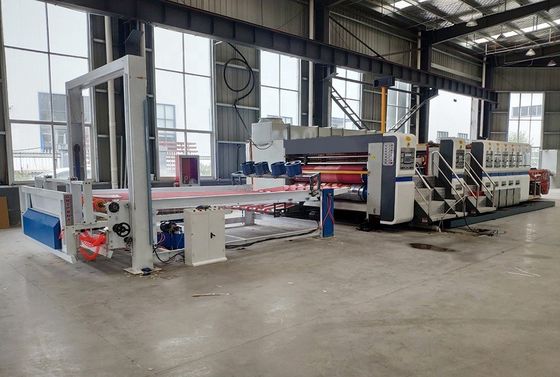 Hoogwaardige 4 kleuren flexoprintmachine met roterende slotter voorraden Perfect