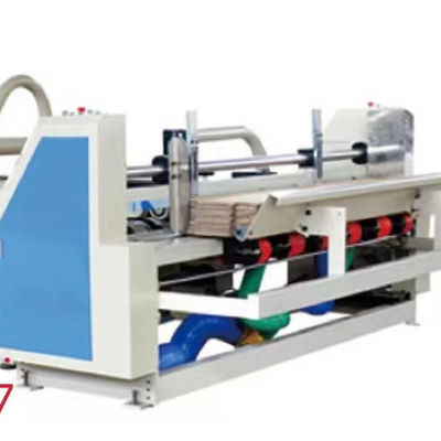 Semi-automatische lijmmachine voor de vervaardiging van kartonnen dozen