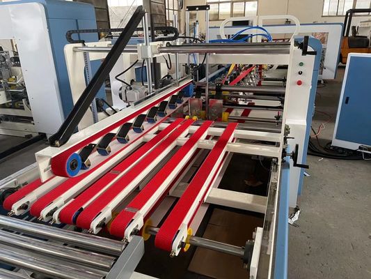 Automatische kleefmachine voor verpakkingsdozen