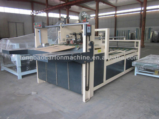 Semi-Auto Gluer Machine voor 900 mm breed producten 40 M/min snelheid Direct